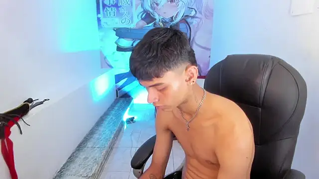 Tyger_Boyy Show in webcam