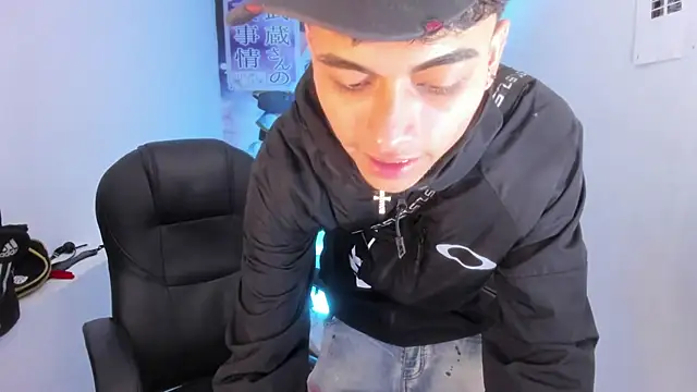 Show modela Tyger_Boyy na web-kameri