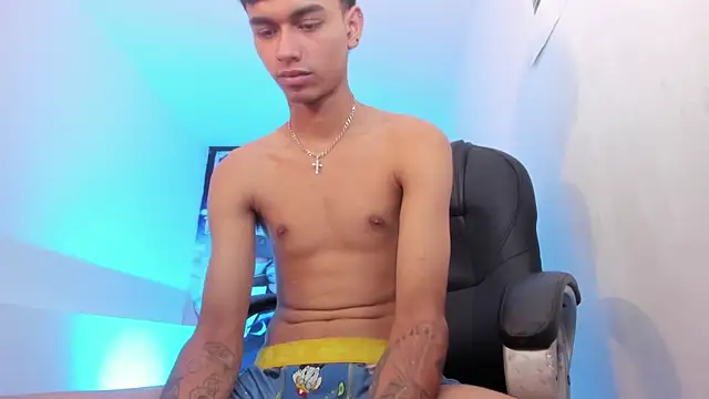 Show de Tyger_Boyy na webcam