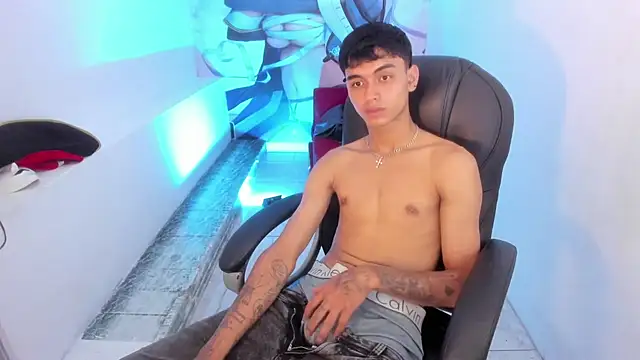 Tyger_Boyy Pertunjukan Webcam