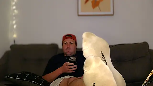 Pokazy przed kamerką – ChubbyGayBigFeet