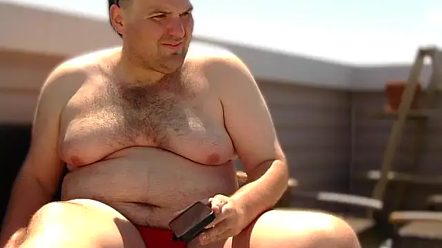 ChubbyGayBigFeet webcam show