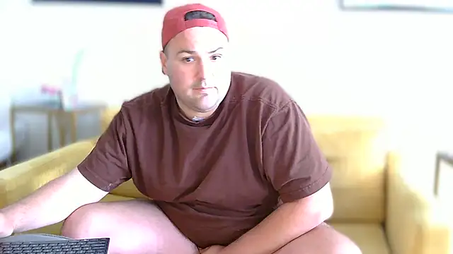ChubbyGayBigFeet's Webcam Show