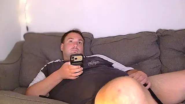 Webkamerová show ChubbyGayBigFeet