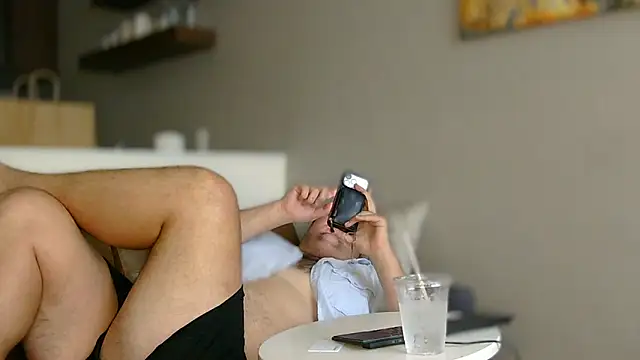 ChubbyGayBigFeet Webcamshow