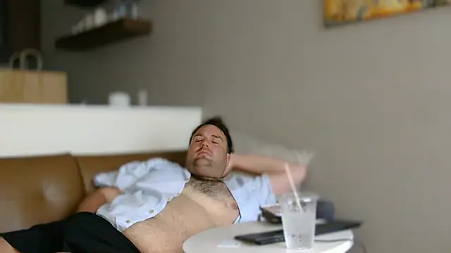 ChubbyGayBigFeet Webcam-Show