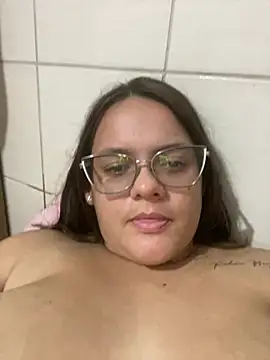 Show de Laryssinha_69 na webcam