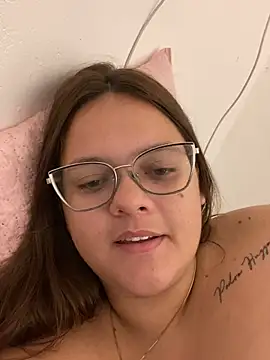 Show de Laryssinha_69 na webcam