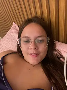 Laryssinha_69 Adlı Modelin Web Kamerası Şovu