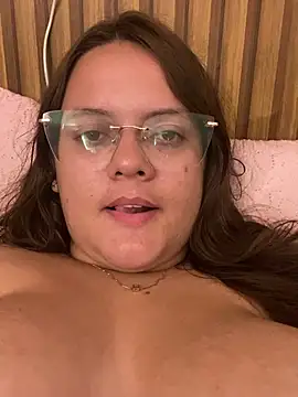 Show de Laryssinha_69 na webcam