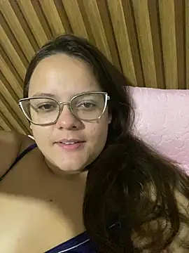 Laryssinha_69 Webcam Show