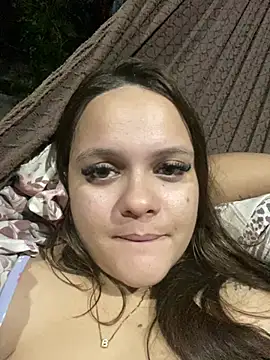 Show de Laryssinha_69 na webcam