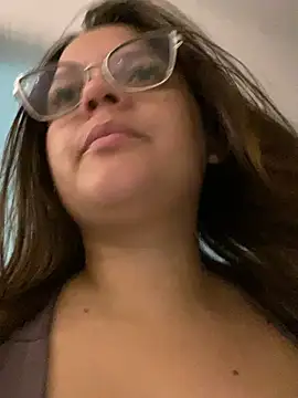 Show de Laryssinha_69 na webcam
