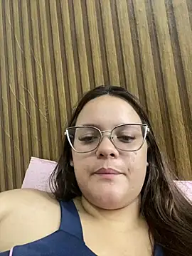 Show de Laryssinha_69 na webcam