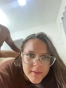 Show de webcam de Laryssinha_69