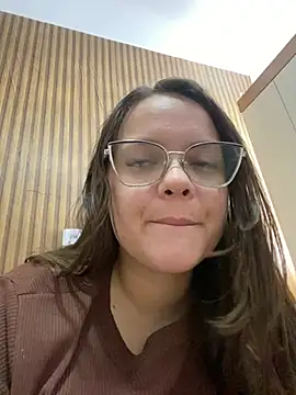 Show de Laryssinha_69 na webcam