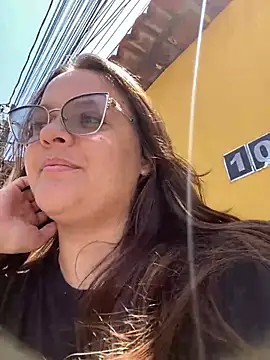 Show de Laryssinha_69 na webcam