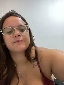 Show de Laryssinha_69 na webcam