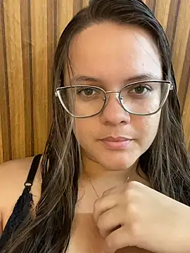 Show de webcam de Laryssinha_69