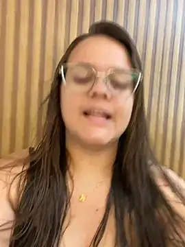 Show de Laryssinha_69 na webcam