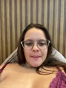 Show de Laryssinha_69 na webcam