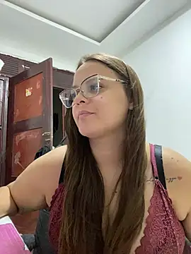 Show de webcam de Laryssinha_69