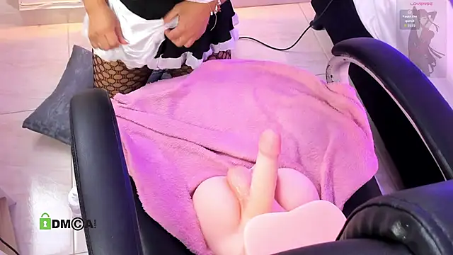 XXX chat uživo modela zairawatson