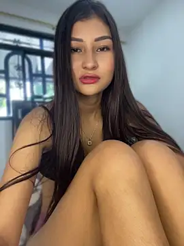 Aylin-fire webkamerás műsora
