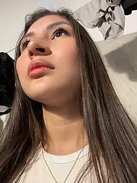 Aylin-fire's Webcam Show