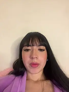 دردشة JeyLuxx الجنسية المباشرة