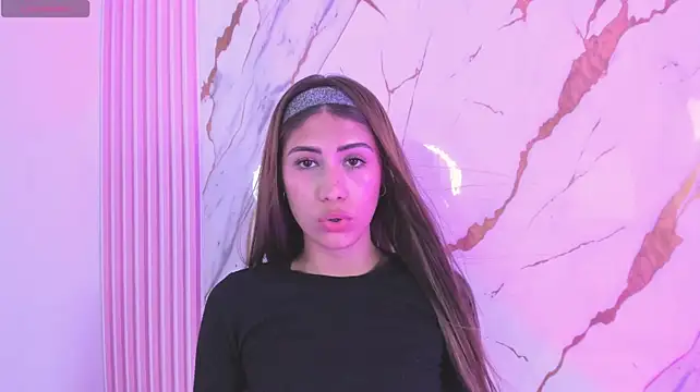 Chat XXX en directo de SkyRose_