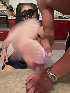 F0X89 Show in webcam