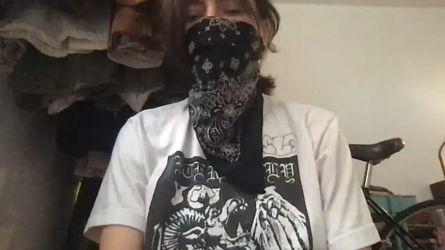 olivertouchedyourshoulder Show in webcam