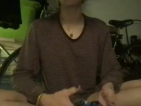 olivertouchedyourshoulder Webcam Show
