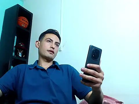 _mankind_1 Webcam Show