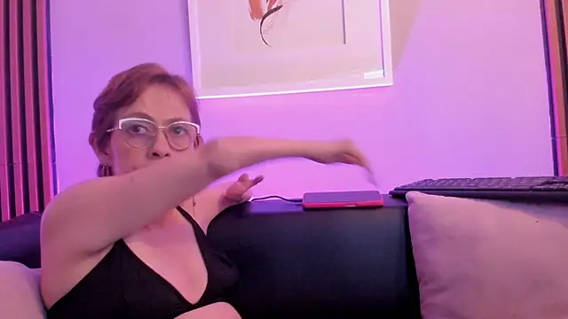 Czat XXX na żywo – Madame_mature1