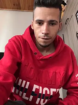 Show modela Liamsexy20 na web-kameri