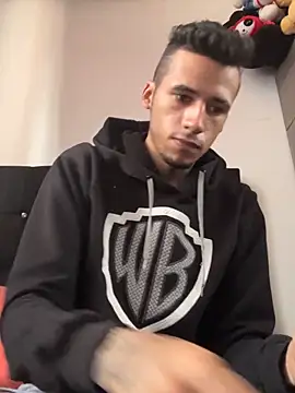 Liamsexy20 webcam show