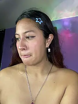 Leyla_collinss_ webcam show