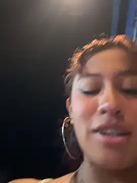 Leyla_collinss_'s Live XXX Chat