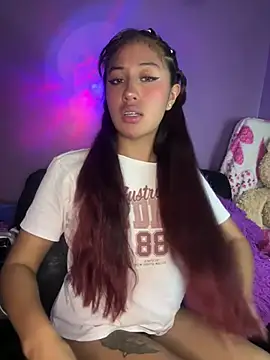Leyla_collinss_'s Webcam Show