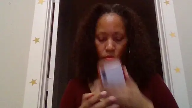 MsDeeLive Webcam Show