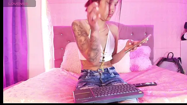 Slut_Nasty webcam show