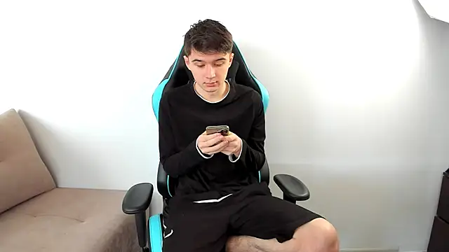 Kennedy_Max's Webcam Show