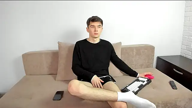 Kennedy_Max Webcam Show