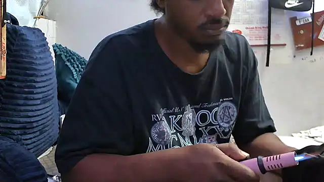 VanillaSnowcones' Webcam Show