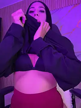 Naho_19 Chat XXX in diretta