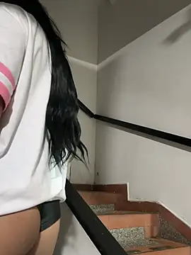 Naho_19のライブチャットルーム