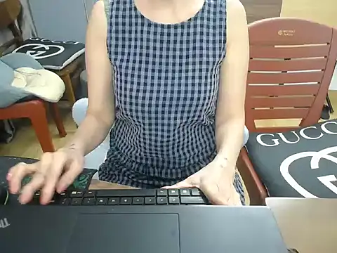 Maia_9999 Webcam Show