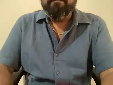 incestfukcerr's Webcam Show